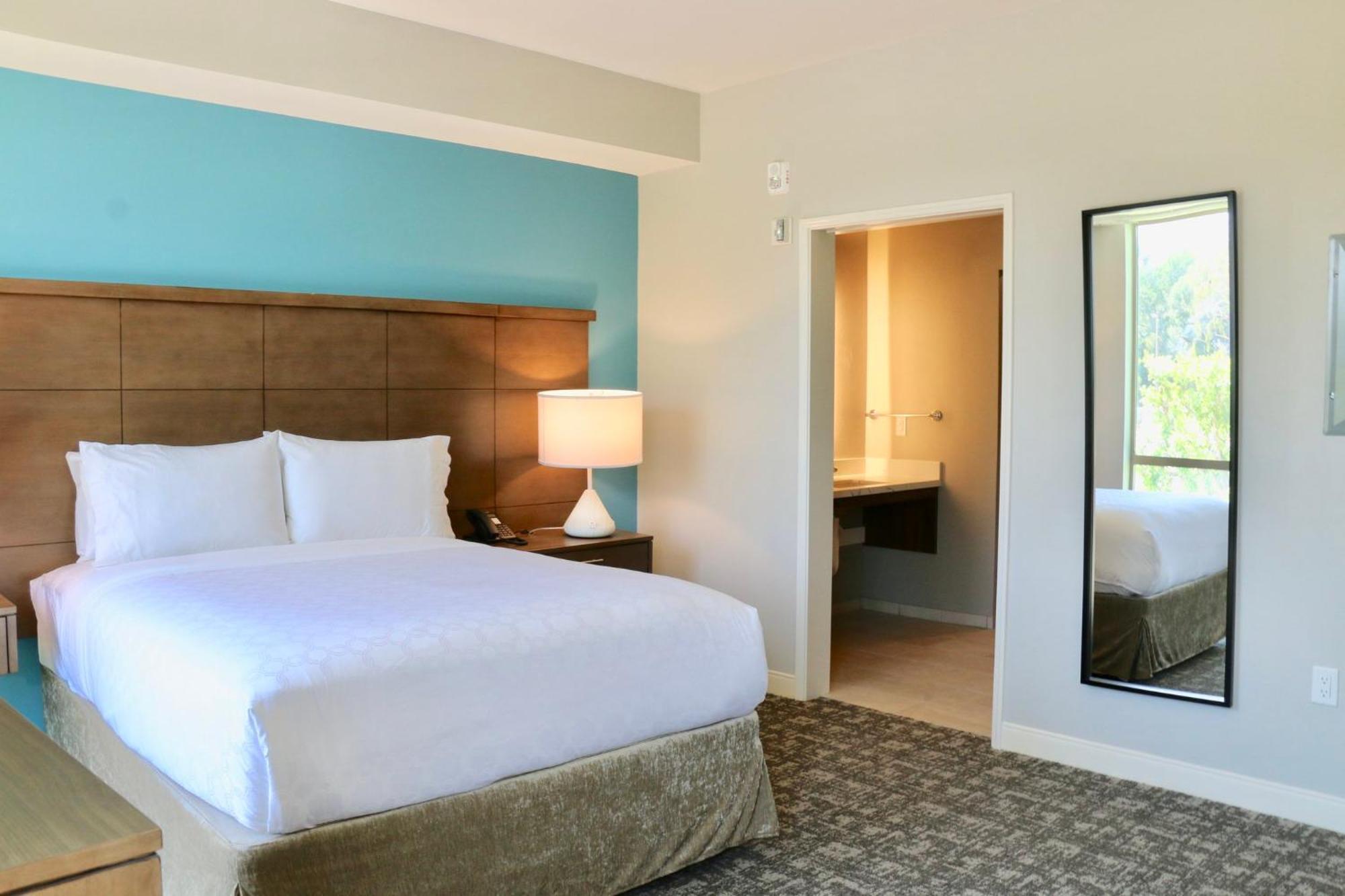 Staybridge Suites - Long Beach Airport, An Ihg Hotel Exteriér fotografie